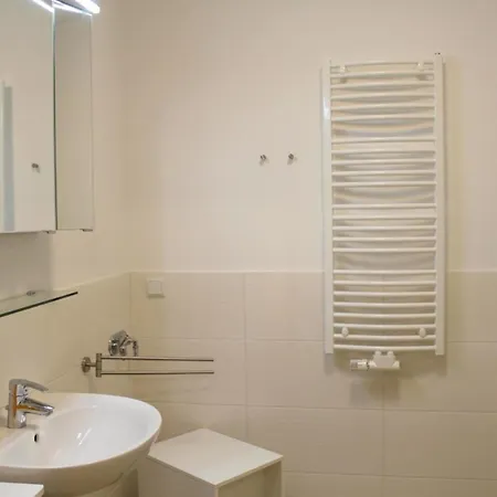 Lachmoewe App 35 公寓 *